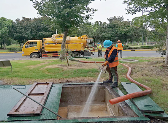 尖峰镇化油池清理